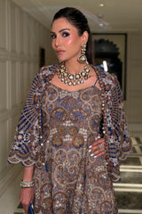 Sunaini Gupta In Saira Cape Set