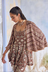 KAIA CAPE SET