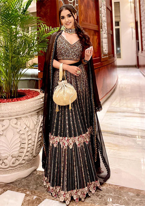designer dresses for mehndi Mehndi Dresses