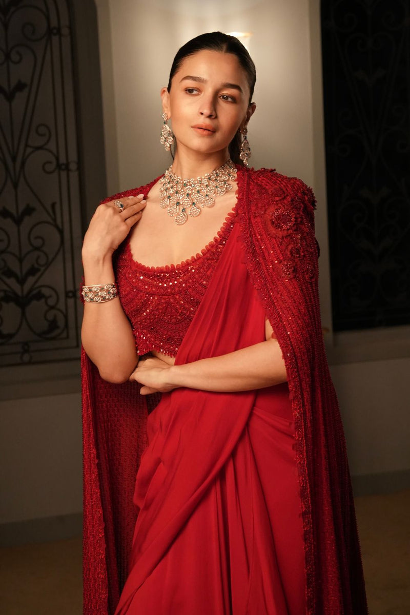 red dress alia bhatt Alia Bhatt stuns in a festive red dress this Christmas, and fans can't stop admiring her elegant and cheerful look. Perfectly capturing the holiday spirit, her style is classy, radiant, and full
