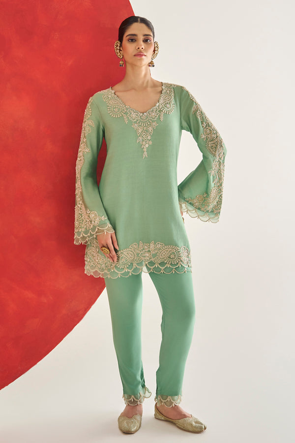 Kavya Kurta Set