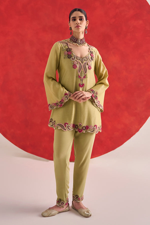 Nitya Kurta Set