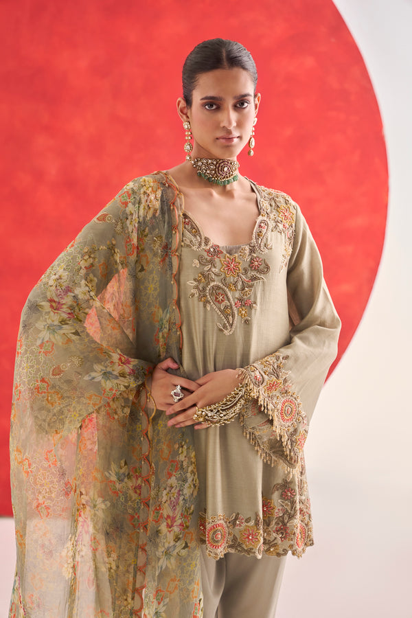Roohi Kurta Set