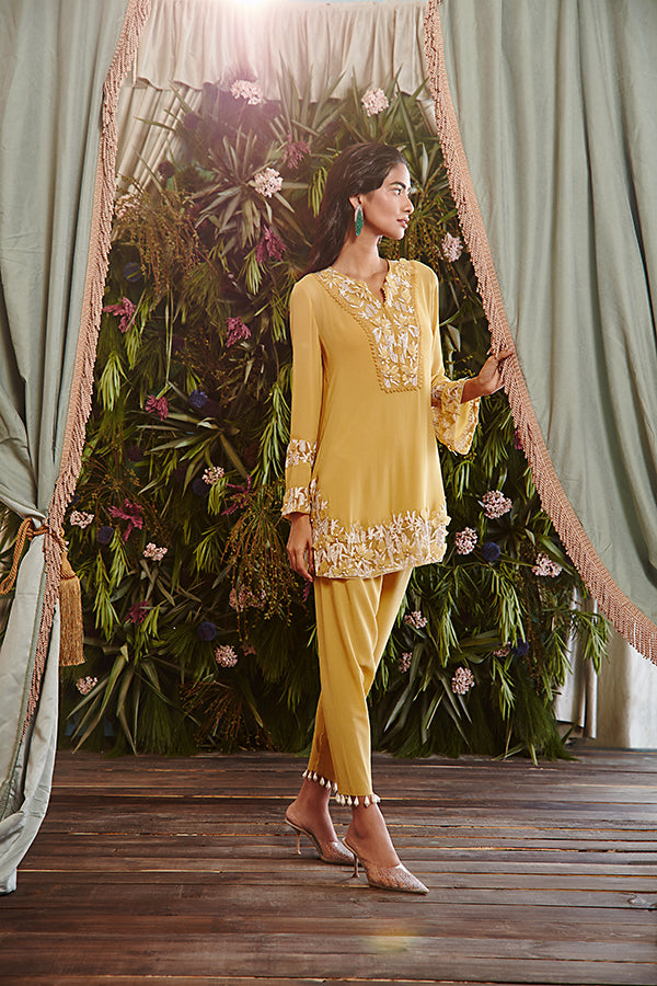 mellow-yellow-embroidered-kurta-set