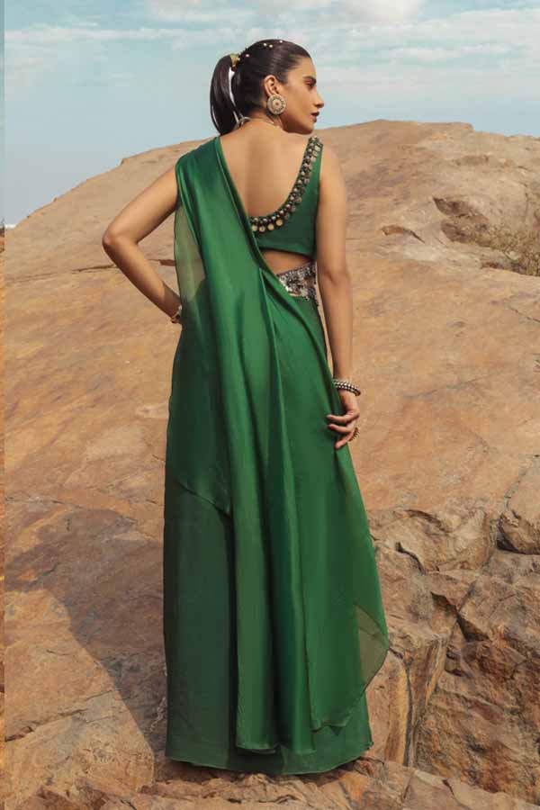 NOMADIC EMERALD GREEN PRE-DRAPED SAREE – Ridhima Bhasin